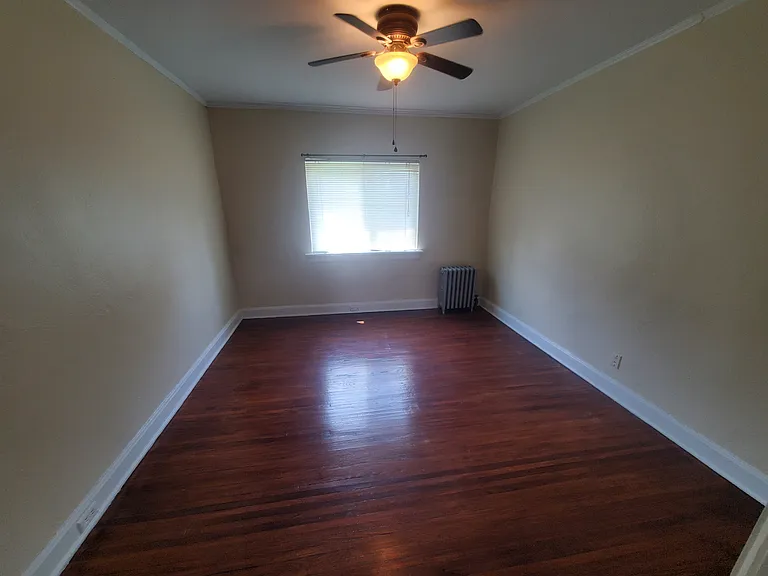 3701 Woodland Ave #4 — Photo 3