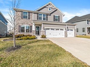 11948 Eagleview Dr, Zionsville, IN 46077
