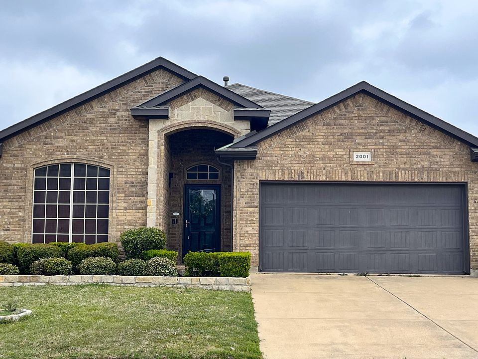 1st image of 2001 Frosted Willow Ln