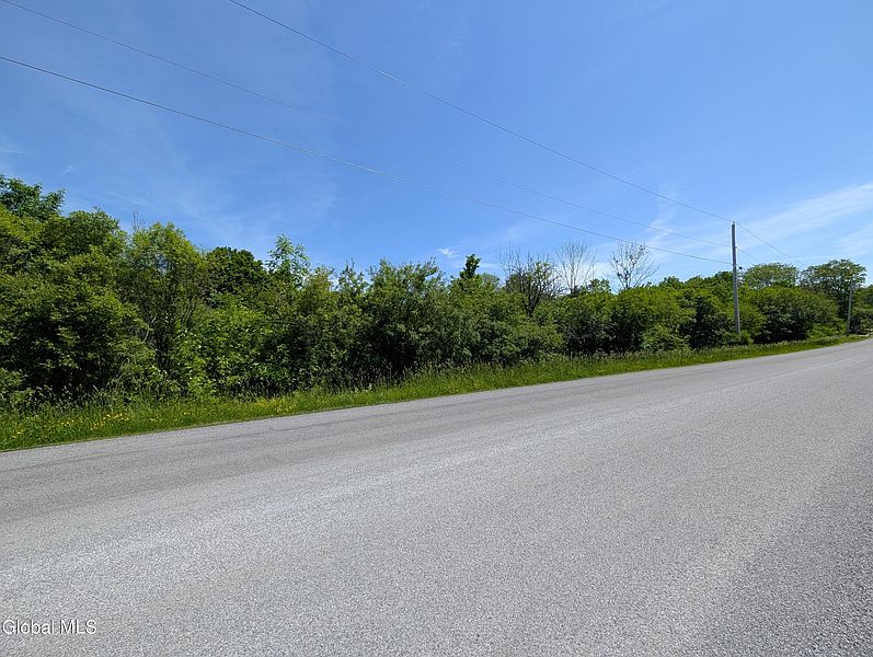 3rd image of L35 Green Corners Road