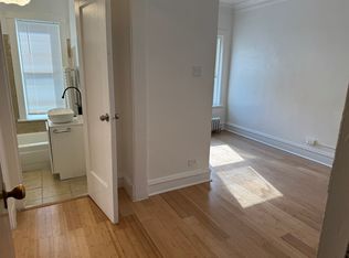 5000 N Kenmore Ave #301, Chicago, IL 60640