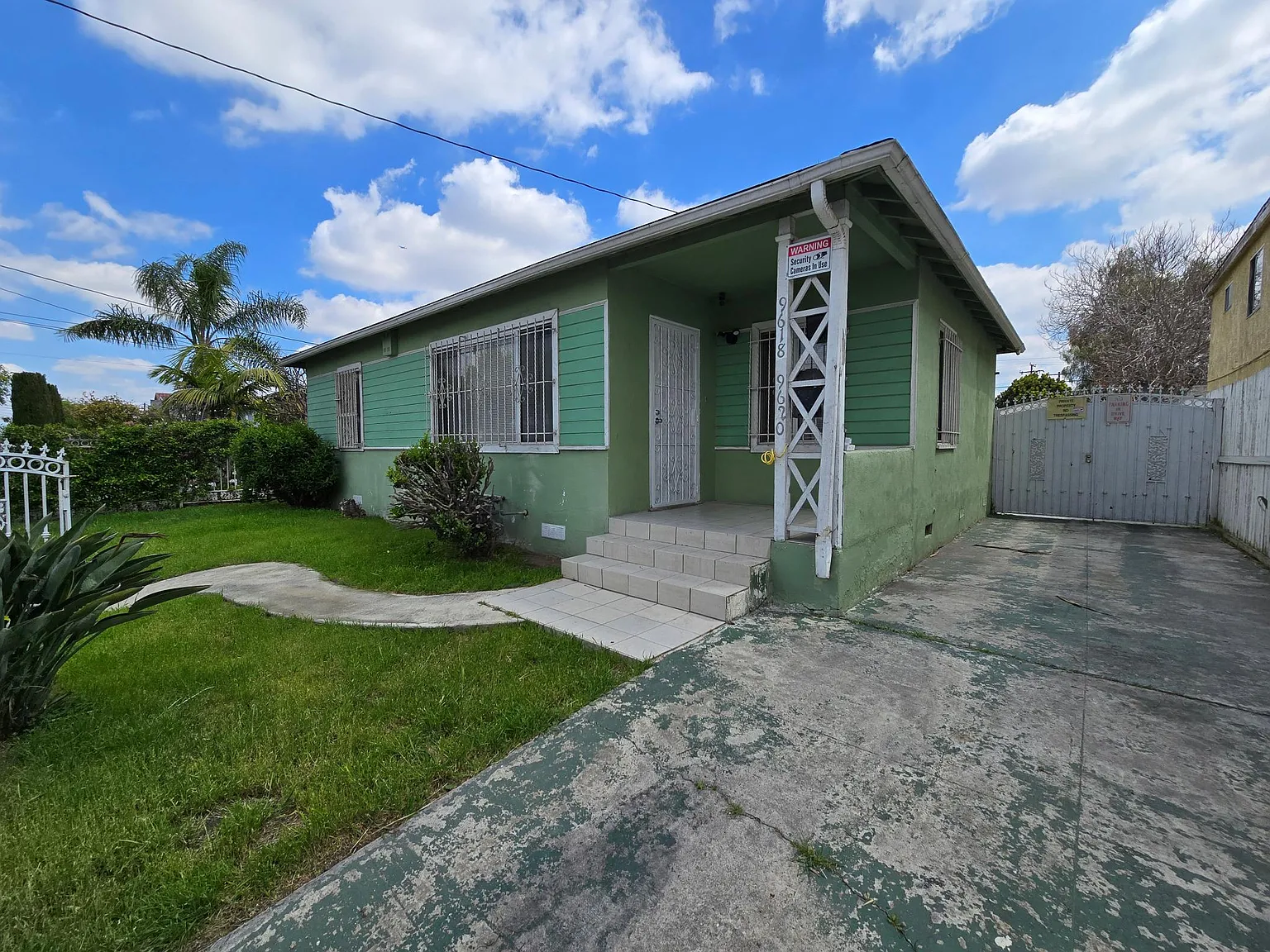 3 bed, 1800 sqft, $3,600 — Photo 2