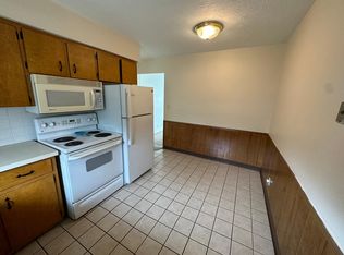 3024 N Turkeyfoot Rd, Akron, OH 44319