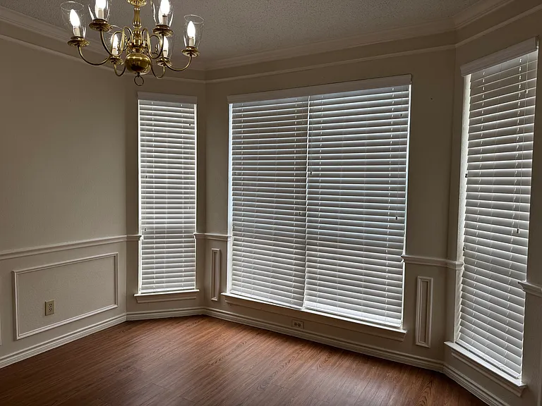 3704 Racquet Ct — Photo 7