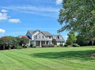 482 Rainbow Rd, Advance, NC 27006