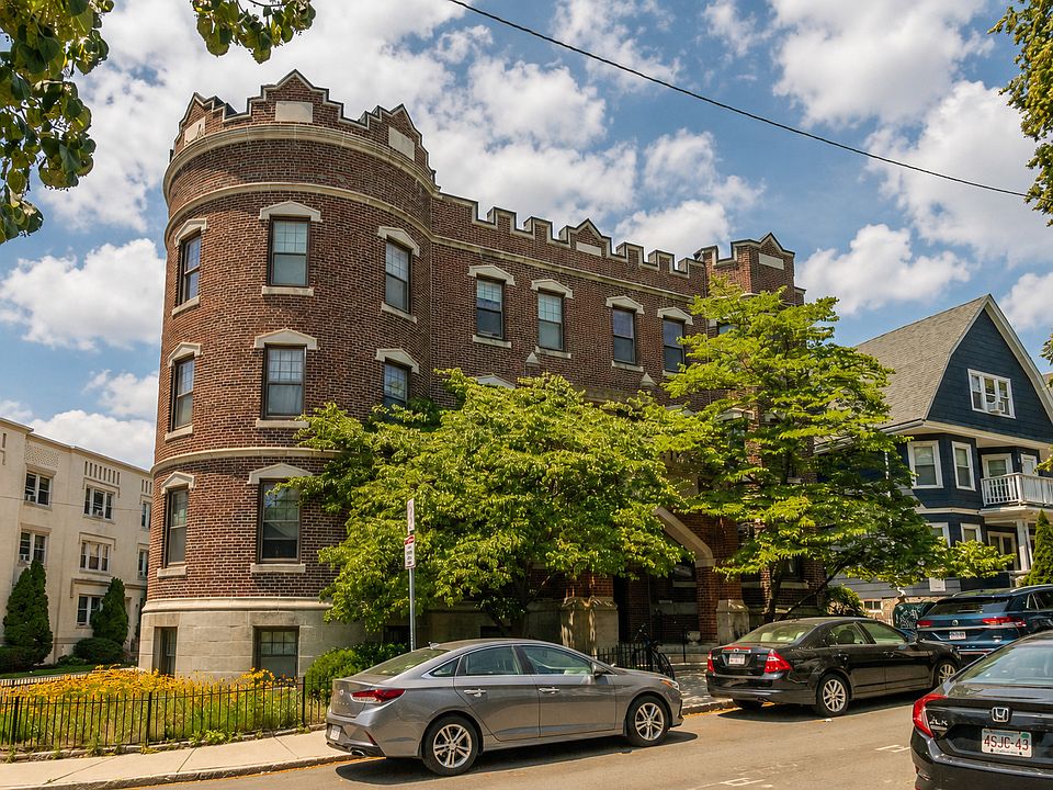 1st image of 61 Quint Ave