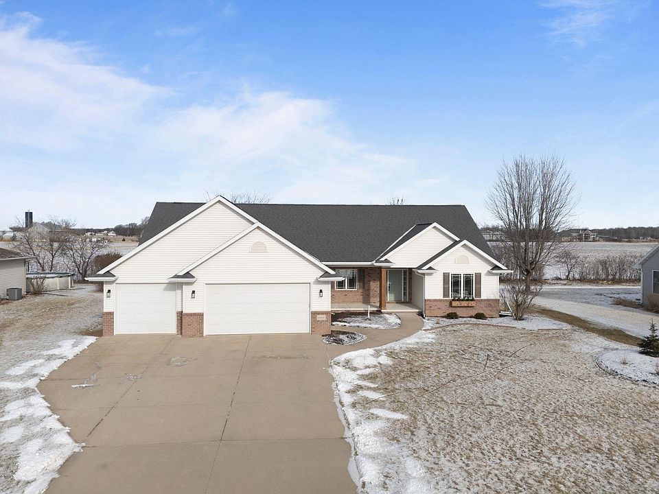 1st image of W5260 Waterview Dr