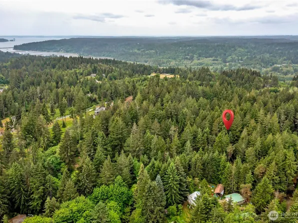 3001 SE Nyeri Trail, Olalla, WA 98359