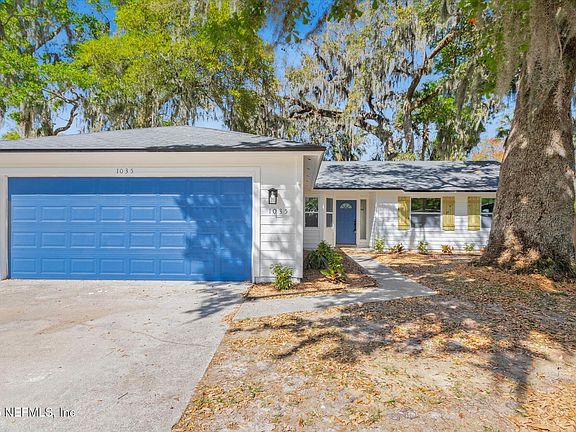 2nd image of 1035 MIMOSA COVE Court E