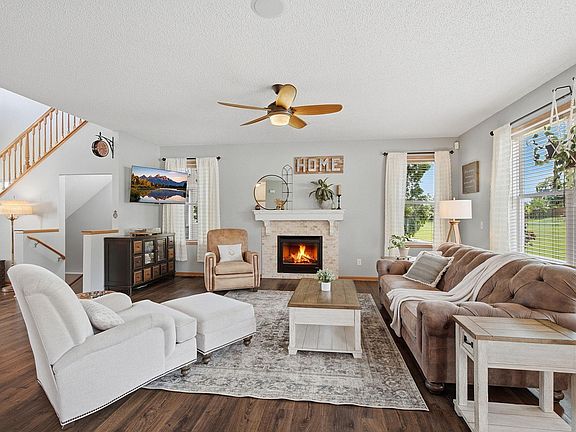2nd image of 14037 Avanti Ave