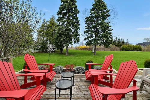 139 Lakeshore Rd E Photo 1