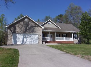 3247 Willow Branch Cir, Maryville, TN 37803