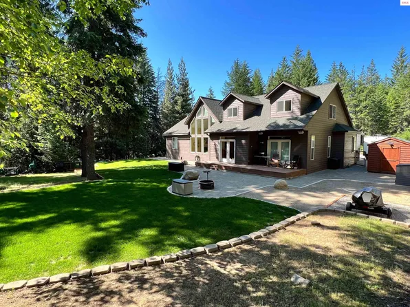 303 Morning Glory Ln, Sandpoint, ID 83864