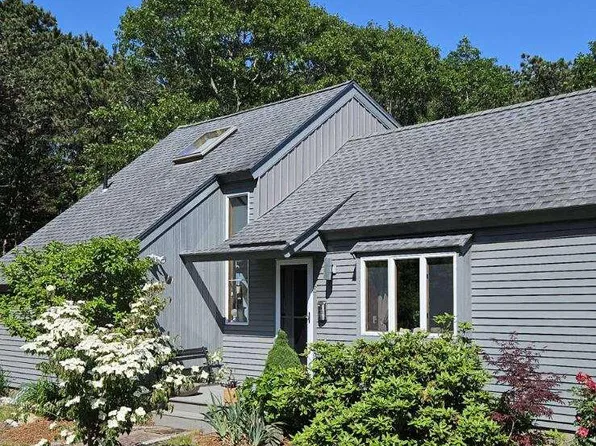 6 Hopkins Way, North Truro, MA 02652
