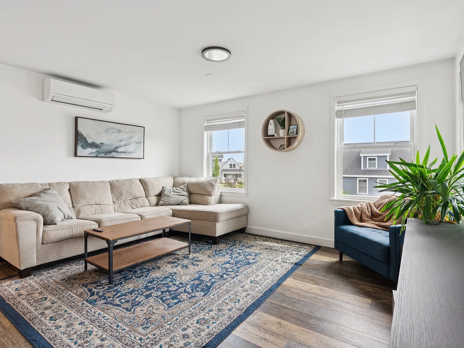 2 bed, 1.5 bath, 1114 sqft, $2,850 — Photo 3