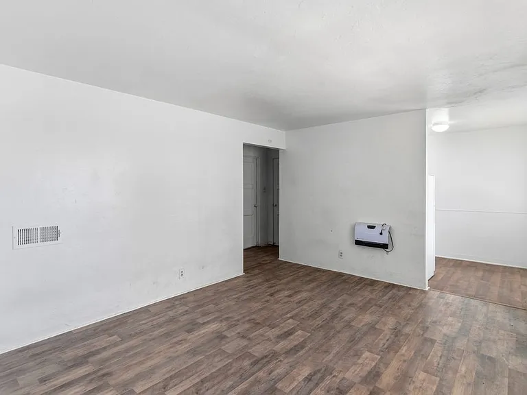 714 S 3rd St #4 — Photo 8
