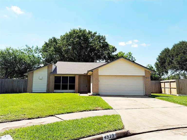 4923 Kentwalk Dr — Photo 31