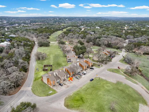 4 Cypress Fairway Vlg, Wimberley, TX 78676