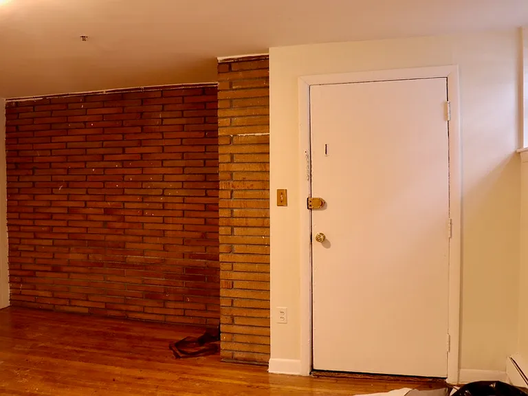 56 Queensberry St #G — Photo 3