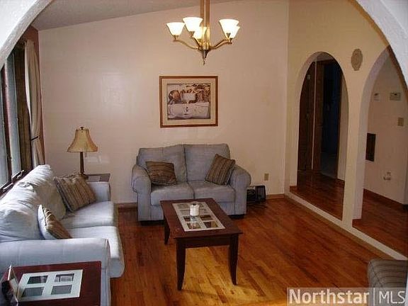 3rd image of 1340 Creek Park Lane
