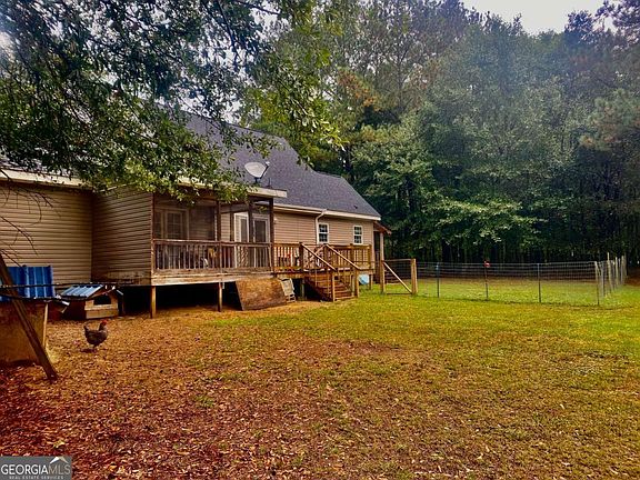 5th image of 290 Poplar Creek Rd