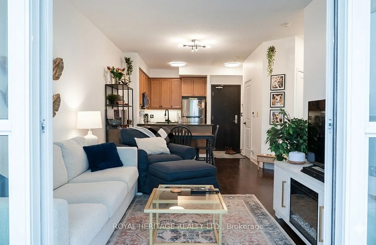 Building Photo - 90 Absolute Ave #1310