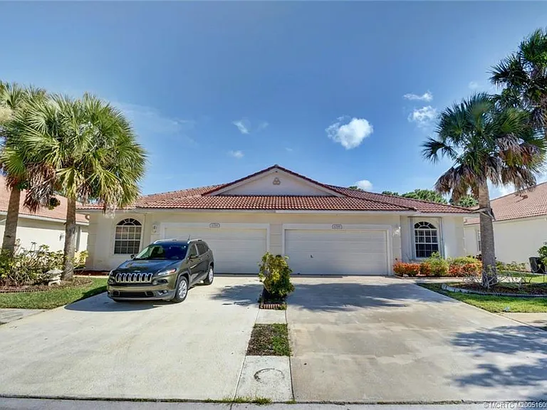 6789 SE Warwick Ln — Photo 21