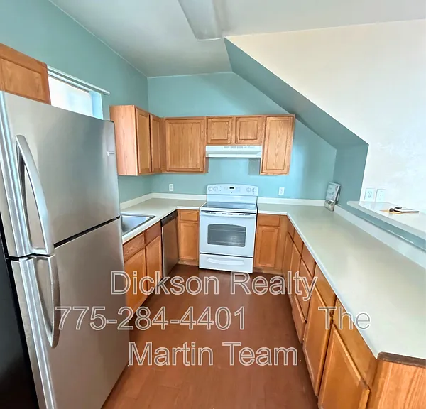 1317 Powell Ln — Photo 1