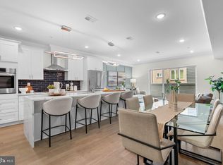 107 Ellsworth St, Philadelphia, PA 19147