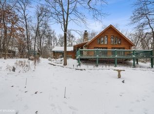 9018 Hickory Ln, Wonder Lake, IL 60097