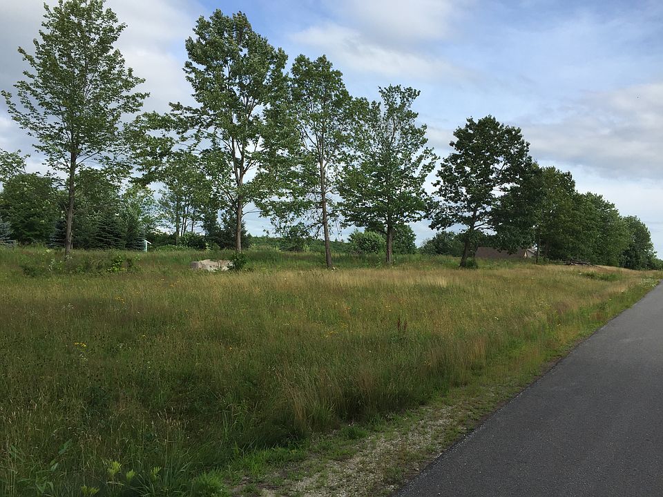 2nd image of Fieldview Lane