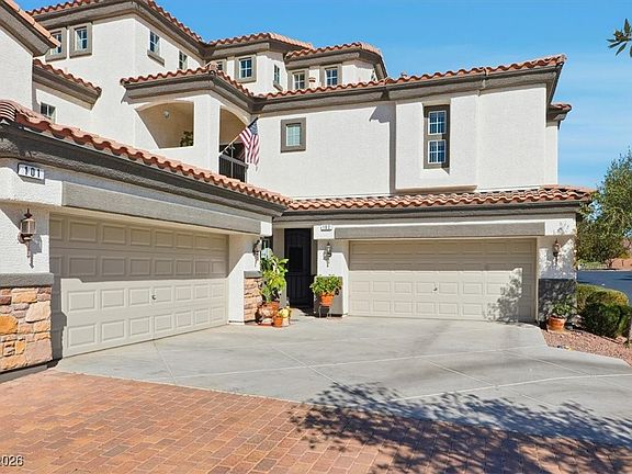 3rd image of 1113 Luna Eclipse Ln Unit 2