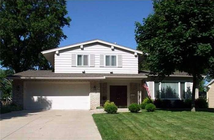 1st image of 1803 Cherrylawn Dr