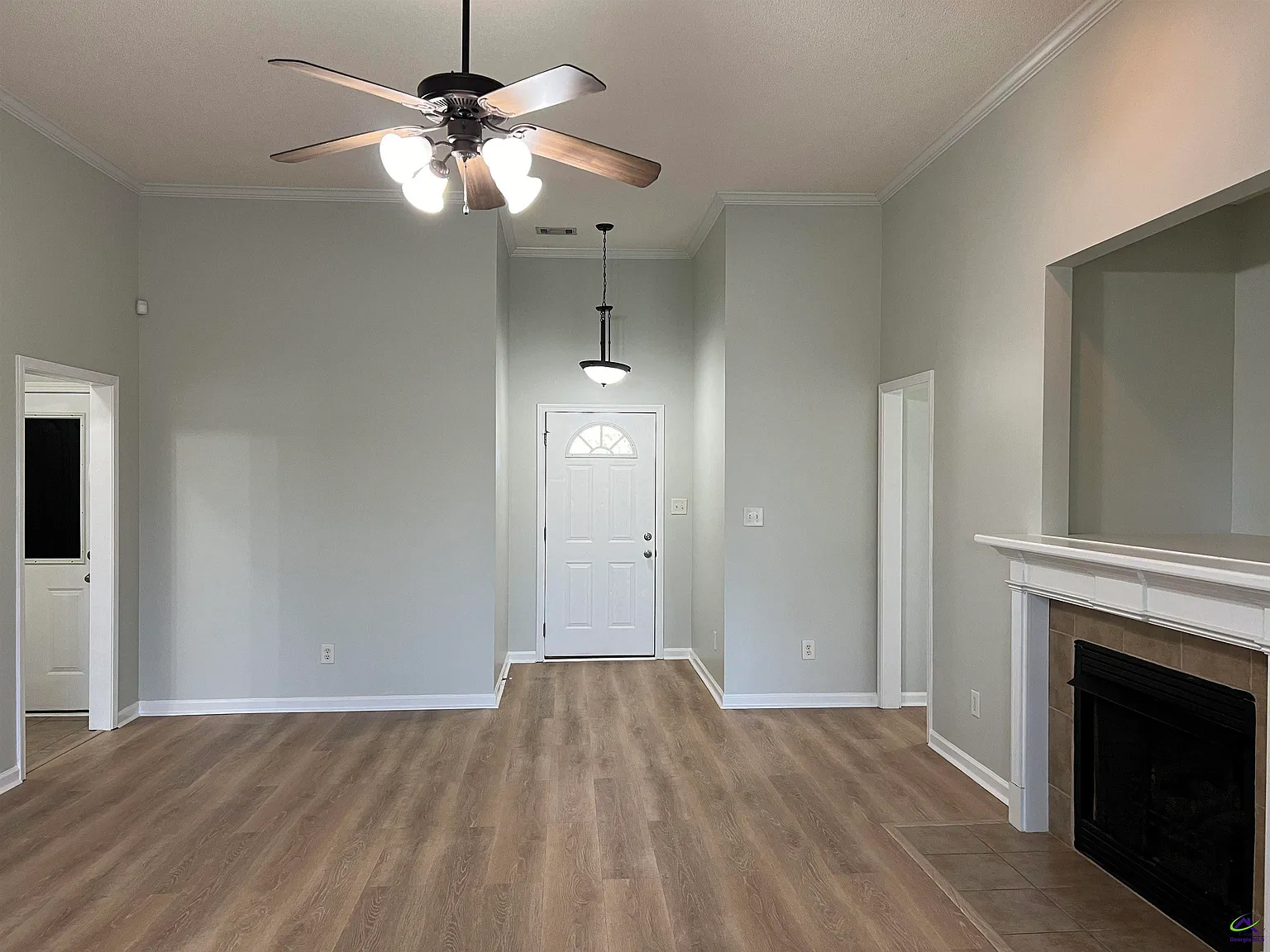 3 bed, 2.0 bath, 1561 sqft, $1,750 — Photo 4