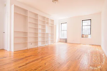 Rented by Nolita Group