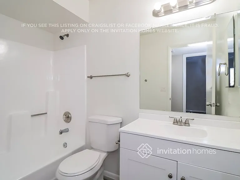 8509 W Golden Ln — Photo 13