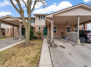 160 Conway Dr #2, London, ON N6E 3M4
