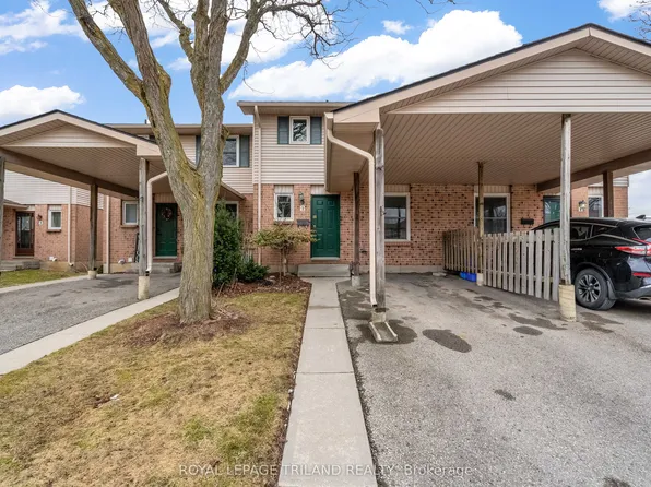 160 Conway Dr #2, London, ON N6E 3M4