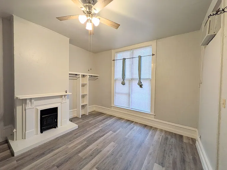 822 E Carson St #7 — Photo 2