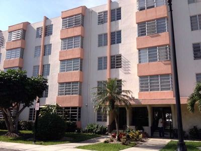250 180th Dr APT 153, Sunny Isles Beach, FL, 33160