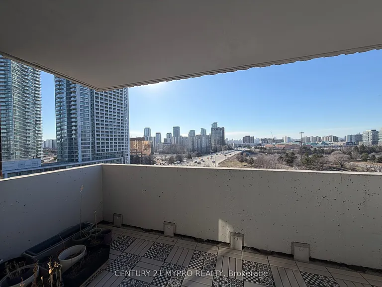 1900 Sheppard Ave E #1203 — Photo 37