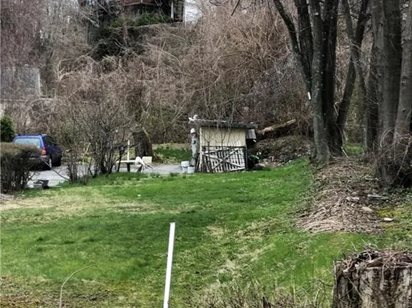 156 Amackassin Ter, Yonkers, NY 10703