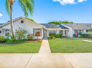 2726 Featherstone Dr, Holiday, FL 34691