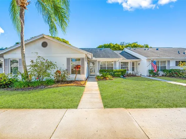 2726 Featherstone Dr, Holiday, FL 34691