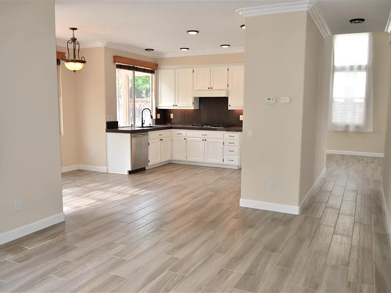 8973 Hampe Ct — Photo 10