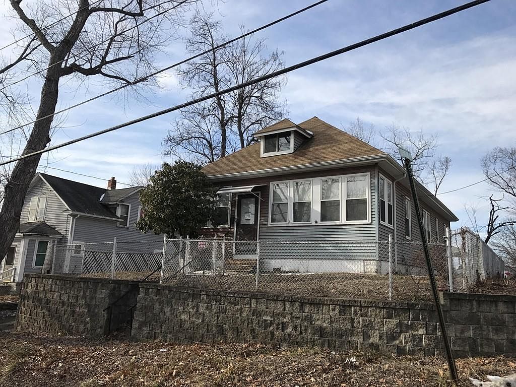 120 Prospect St, Chicopee, MA 01013 Zillow