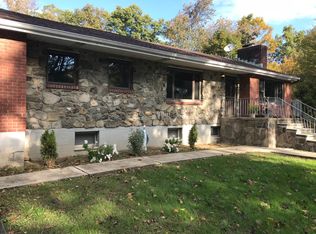 111 Rosewood Dr, Wappingers Falls, NY 12590