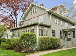 718 Columbian Ave, Oak Park, IL 60302