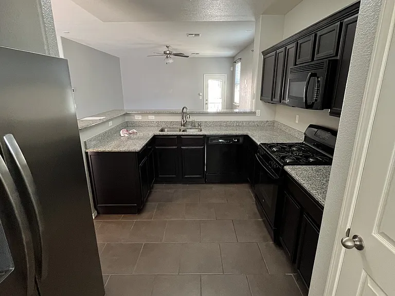 13145 Saker Dr — Photo 8