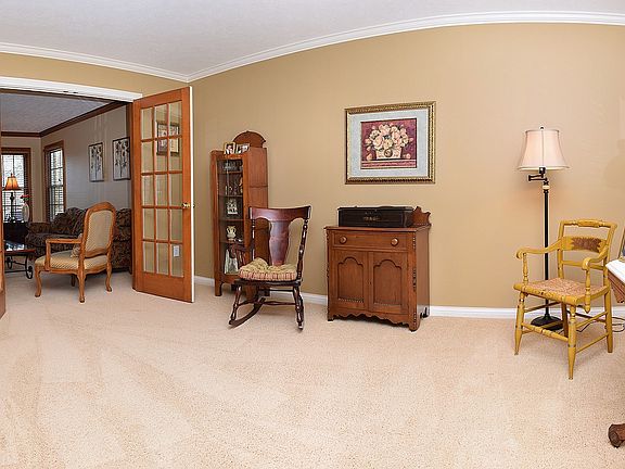 3rd image of 10148 Leeward Blvd